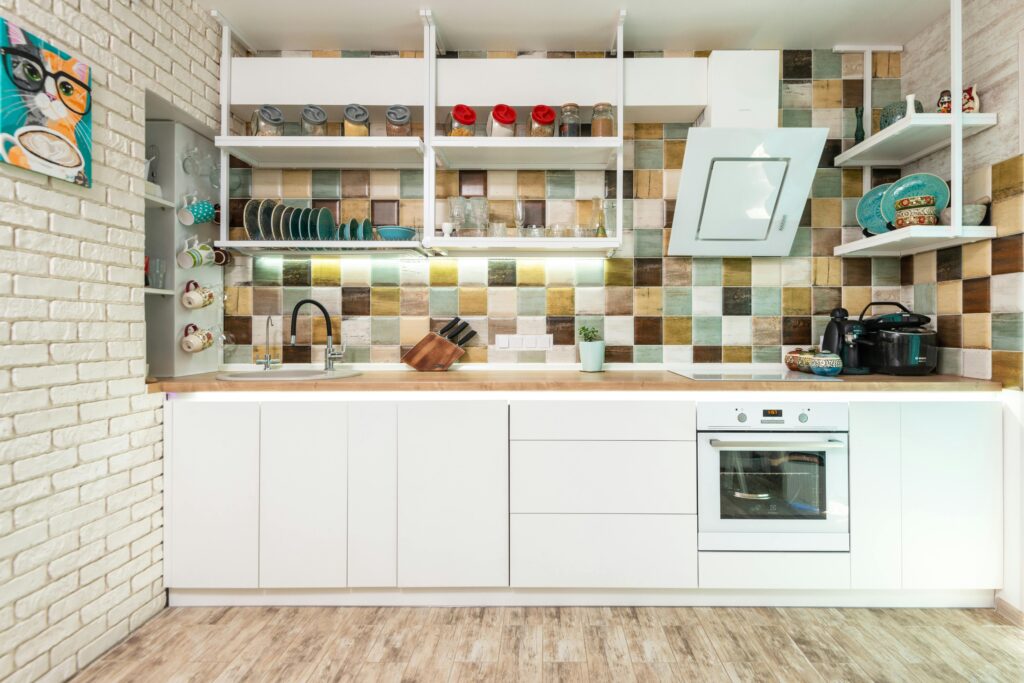  Vibrant backsplash tile design in a modern kitchen]