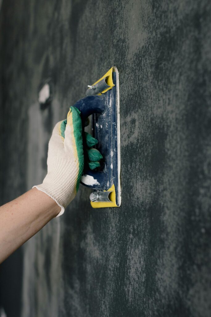 Repairing a chipped Bathroom Tile with epoxy.